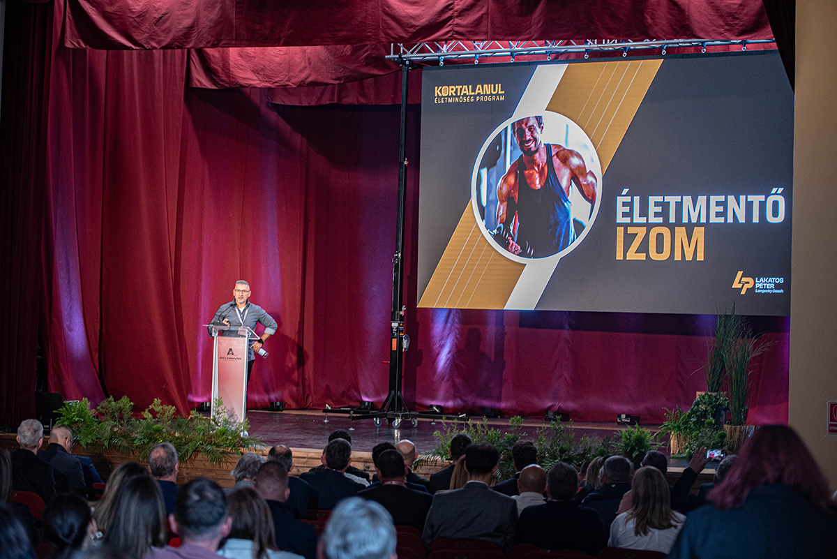 Nem azért edzünk, hogy kalóriát égessünk, hanem hogy időskorunkban is önállóak maradjunk Nem azért edzünk, hogy kalóriát égessünk, hanem hogy időskorunkban is önállóak maradjunk